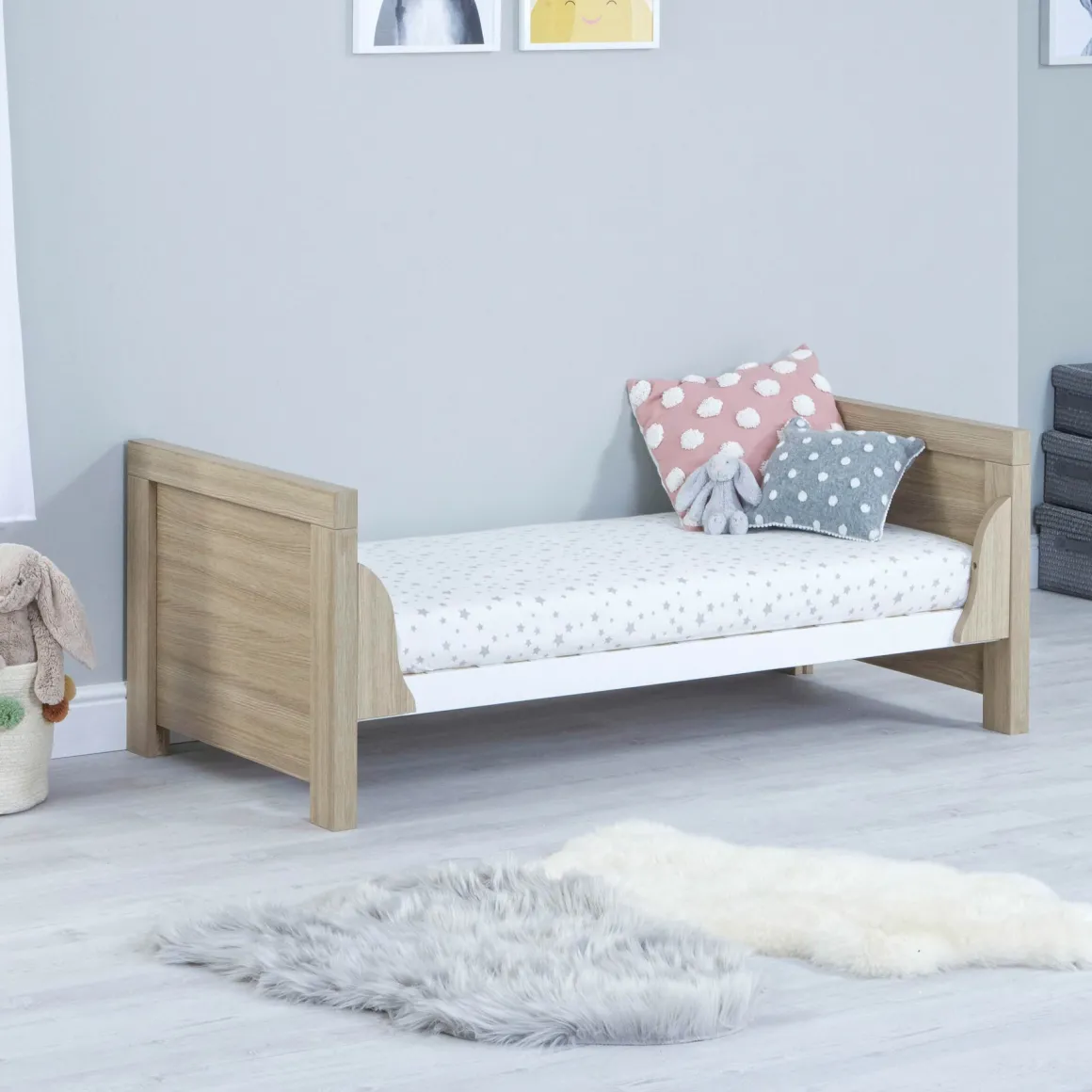 Babymore Luno Cot Bed - White Oak