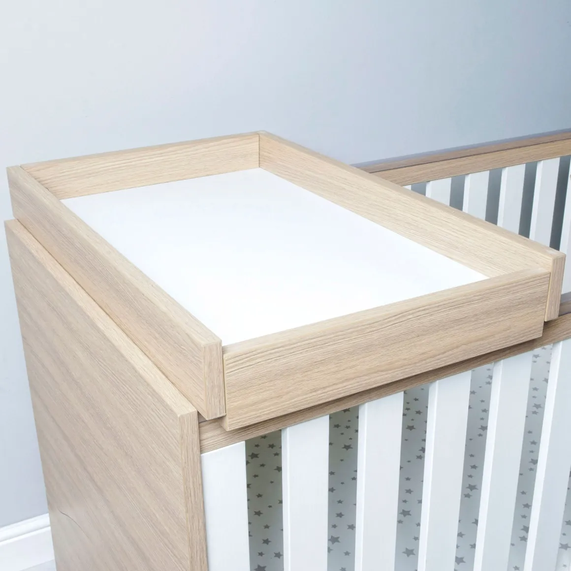 Babymore Luno Veni Cot Top Changer - Oak