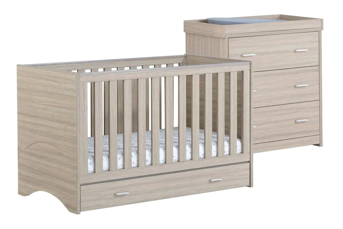 Babymore Veni Oak Room Set 2 pieces - Cot Bed with drawer & Chest