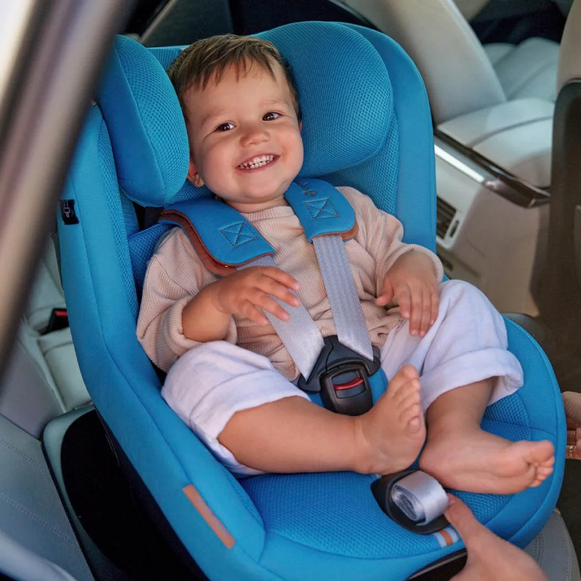 CYBEX Sirona G i-Size Car Seat - Moon Black