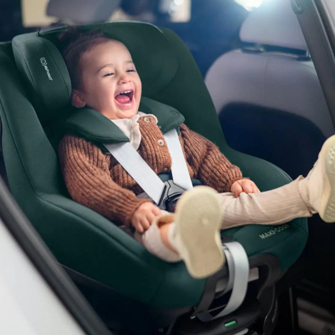Maxi-Cosi Pearl 360 Pro Car Seat - Authentic Black