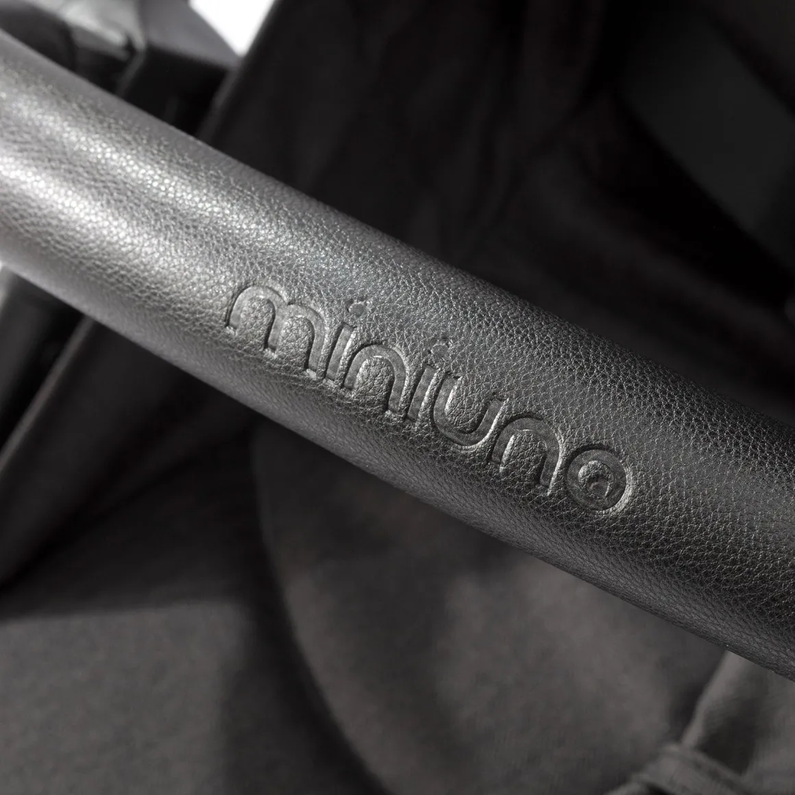 MiniUno TouchFold Stroller – Grey Herringbone