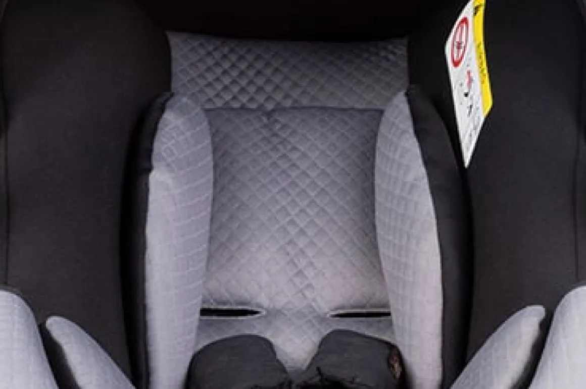 Mountain Buggy Protect V3 Infant Car Seat - Black / Silver