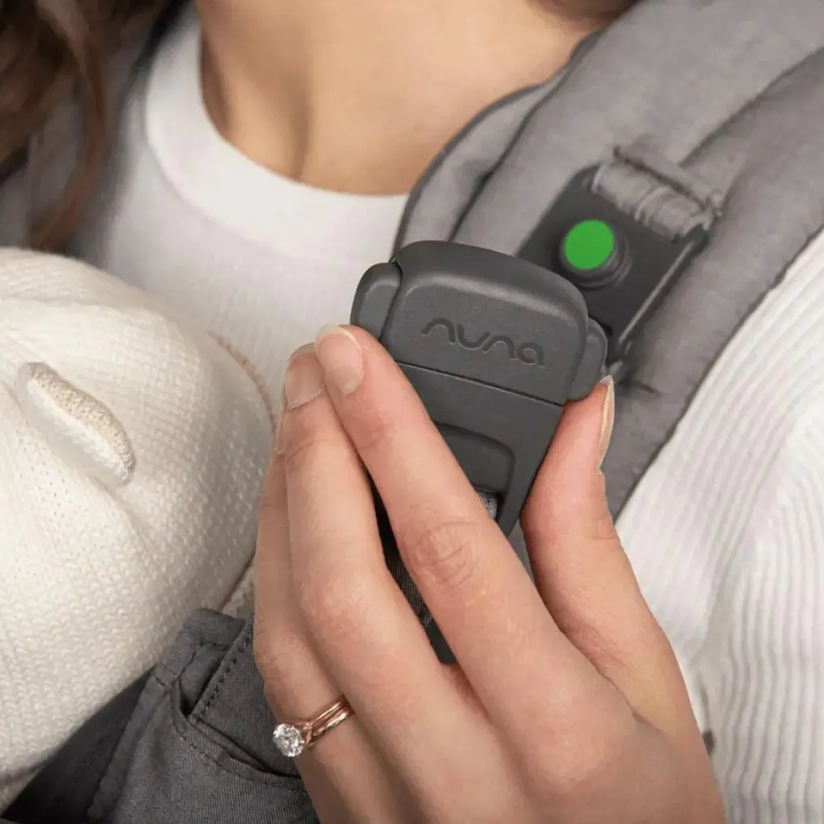 Nuna CUDL CLIK Baby Carrier - Caviar