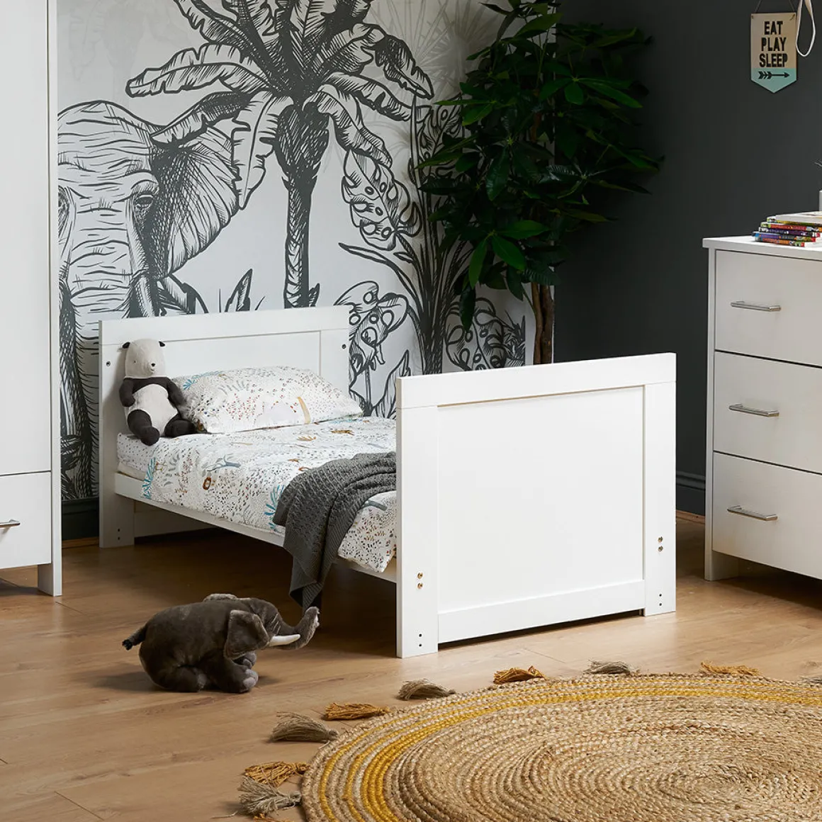 Obaby Nika Cot Bed - WHITE WASH